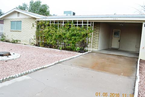 1065 S Delaware Dr, Apache Junction, AZ 85120 photo 2