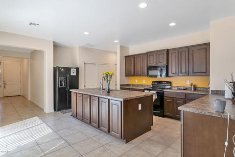 1535 E Apollo Rd, Phoenix, AZ 85042 photo 6