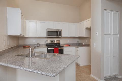 1892 E Peach Tree Dr, Chandler, AZ 85249 photo 9