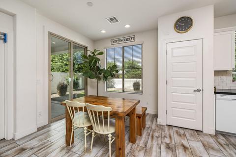 3112 N 32nd Way, Phoenix, AZ 85018 photo 8