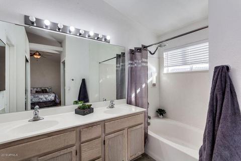 3221 E Wahalla Ln, Phoenix, AZ 85050 photo 24