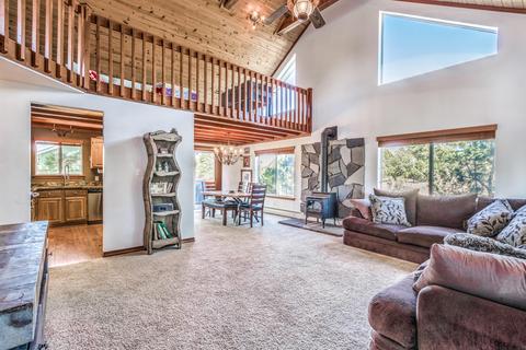 2242 Forest Park Dr, Overgaard, AZ 85933 photo 2