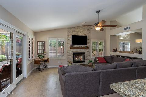 1707 E Runion Dr, Phoenix, AZ 85024 photo 4