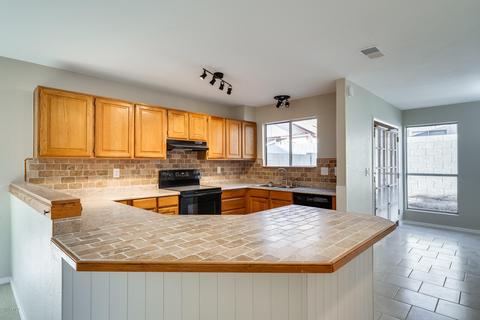 414 E Wescott Dr, Phoenix, AZ 85024 photo 3