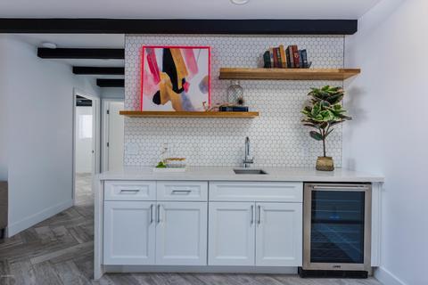 3907 E Cheery Lynn Rd, Phoenix, AZ 85018 photo 9