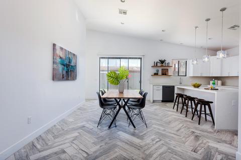 3907 E Cheery Lynn Rd, Phoenix, AZ 85018 photo 10