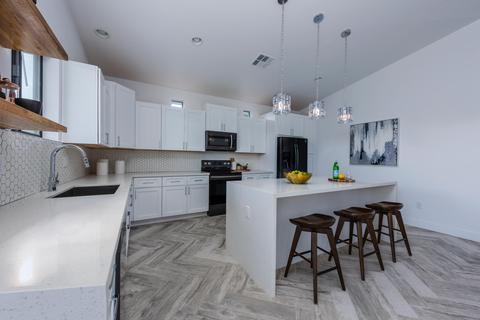 3907 E Cheery Lynn Rd, Phoenix, AZ 85018 photo 14