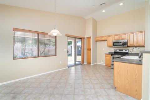 5804 S 26th Pl, Phoenix, AZ 85040 photo 5