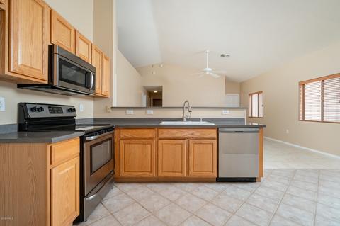 5804 S 26th Pl, Phoenix, AZ 85040 photo 8