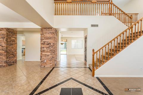 2711 E Oakland St, Gilbert, AZ 85295 photo 4