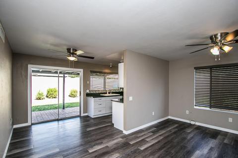 1906 E Sandra Ter, Phoenix, AZ 85022 photo 10