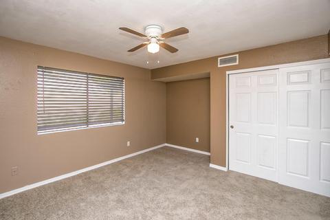 1906 E Sandra Ter, Phoenix, AZ 85022 photo 16
