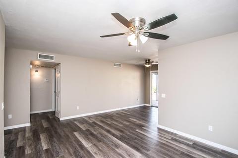 1906 E Sandra Ter, Phoenix, AZ 85022 photo 11