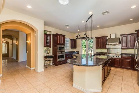 2911 E Vaughn Ave, Gilbert, AZ 85234 photo 13
