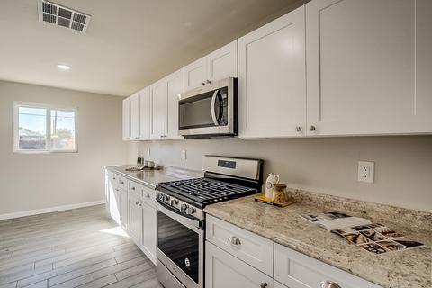 1402 N 37th Ave, Phoenix, AZ 85009 photo 13