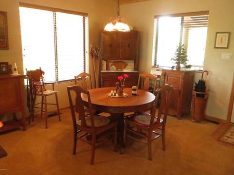 2668 Lodge Loop, Overgaard, AZ 85933 photo 11