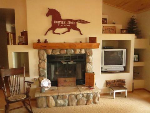 2668 Lodge Loop, Overgaard, AZ 85933 photo 8