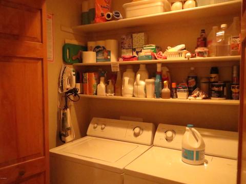 2668 Lodge Loop, Overgaard, AZ 85933 photo 18