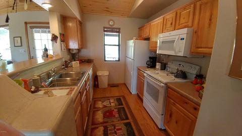 2668 Lodge Loop, Overgaard, AZ 85933 photo 15