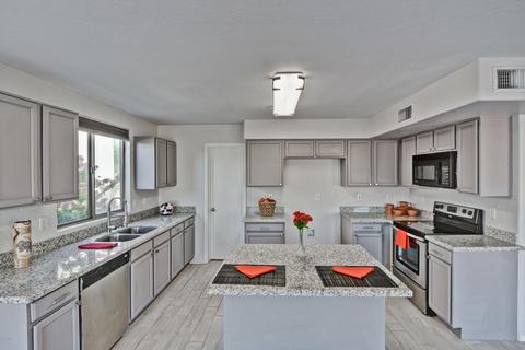 2036 E Behrend Dr, Phoenix, AZ 85024 photo 2