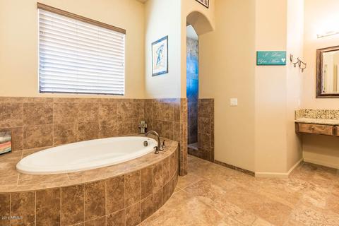 13739 E Pony Ln, Gilbert, AZ 85295 photo 3