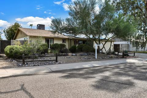 3427 E Sunnyside Dr, Phoenix, AZ 85028 photo 1