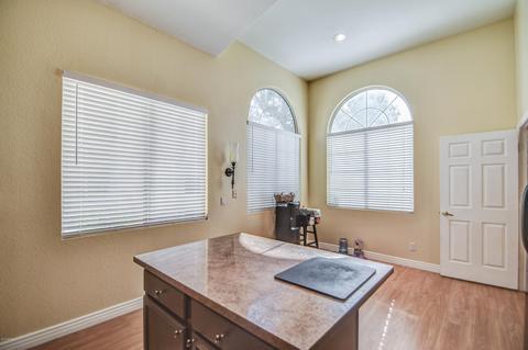 2070 E Huron Ct, Gilbert, AZ 85234 photo 18
