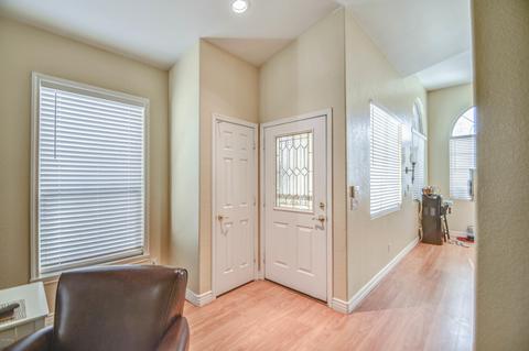 2070 E Huron Ct, Gilbert, AZ 85234 photo 6