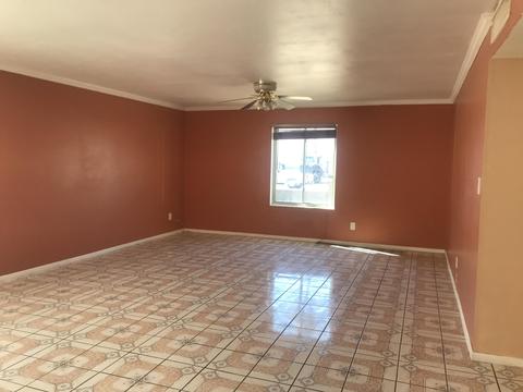 5213 N 39th Dr, Phoenix, AZ 85019 photo 8
