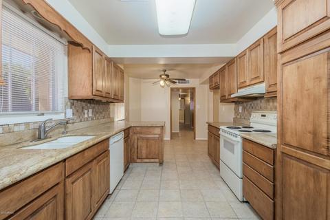 4216 E Hazelwood St, Phoenix, AZ 85018 photo 8