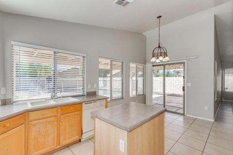 2153 E Saratoga St, Gilbert, AZ 85296 photo 11