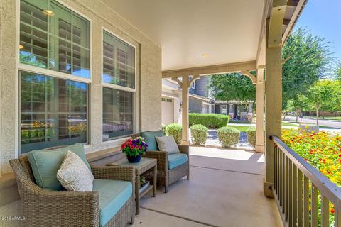 3672 E Comstock Dr, Gilbert, AZ 85296 photo 4