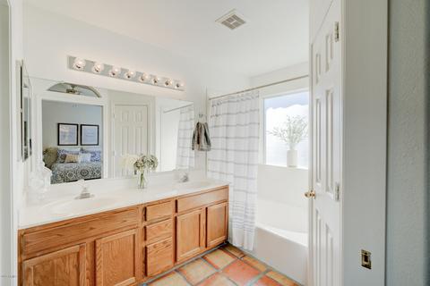 2227 E Cathy Ct, Gilbert, AZ 85296 photo 13