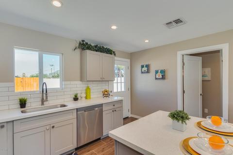 3726 E Oak St, Phoenix, AZ 85008 photo 9