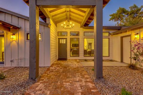 4240 E Windsor Ave, Phoenix, AZ 85008 photo 2