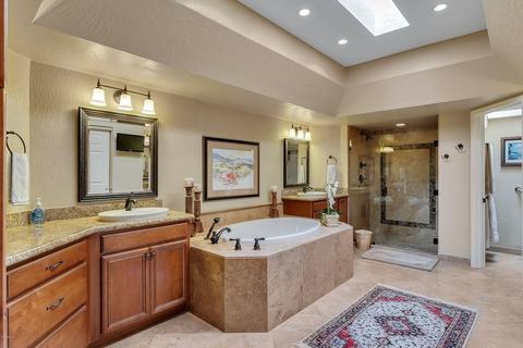 2527 E Vogel Ave, Phoenix, AZ 85028 photo 9