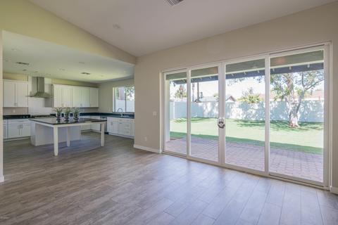4322 E Cheery Lynn Rd, Phoenix, AZ 85018 photo 7