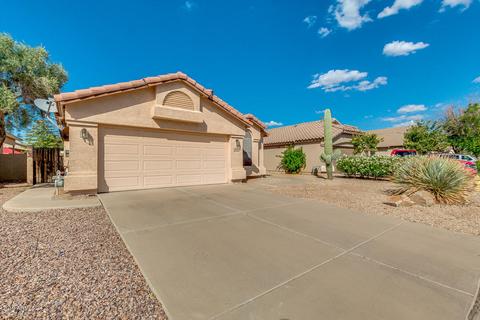 492 E Kyle Ct, Gilbert, AZ 85296 photo 2