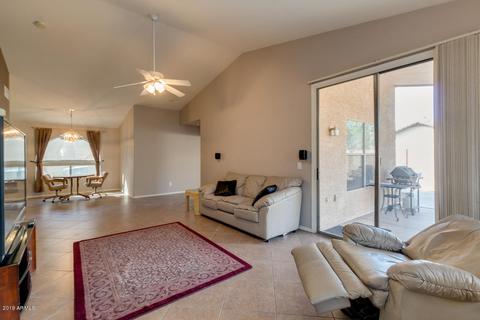 492 E Kyle Ct, Gilbert, AZ 85296 photo 6