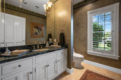 34 Biltmore Ests, Phoenix, AZ 85016 photo 40