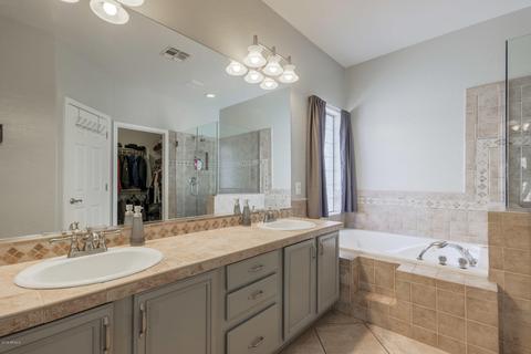 972 S Oak St, Gilbert, AZ 85233 photo 17