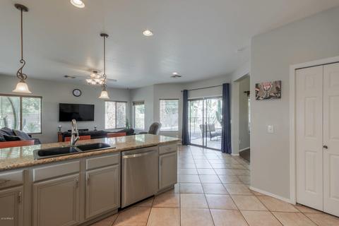 972 S Oak St, Gilbert, AZ 85233 photo 3