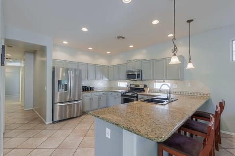 972 S Oak St, Gilbert, AZ 85233 photo 8