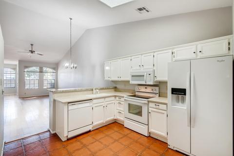 100 N Heritage Dr, Gilbert, AZ 85234 photo 4