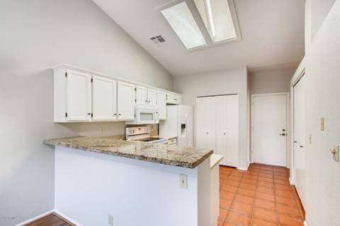 100 N Heritage Dr, Gilbert, AZ 85234 photo 5