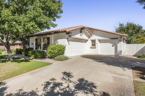 2884 E Cotton Ln, Gilbert, AZ 85234 photo 2