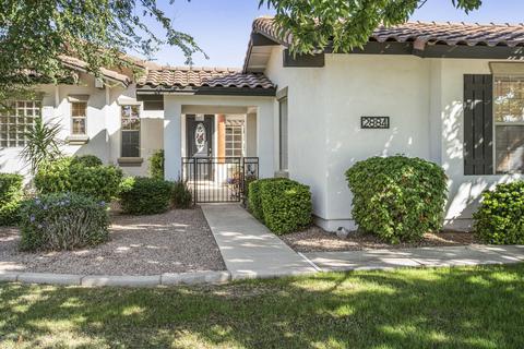 2884 E Cotton Ln, Gilbert, AZ 85234 photo 3