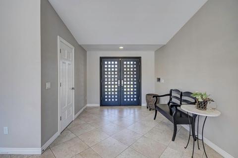 1919 E Rovey Cir, Phoenix, AZ 85016 photo 5