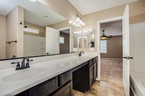 3913 Edna Dr, Gilbert, AZ 85296 photo 28