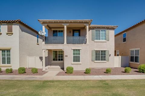 3913 Edna Dr, Gilbert, AZ 85296 photo 1